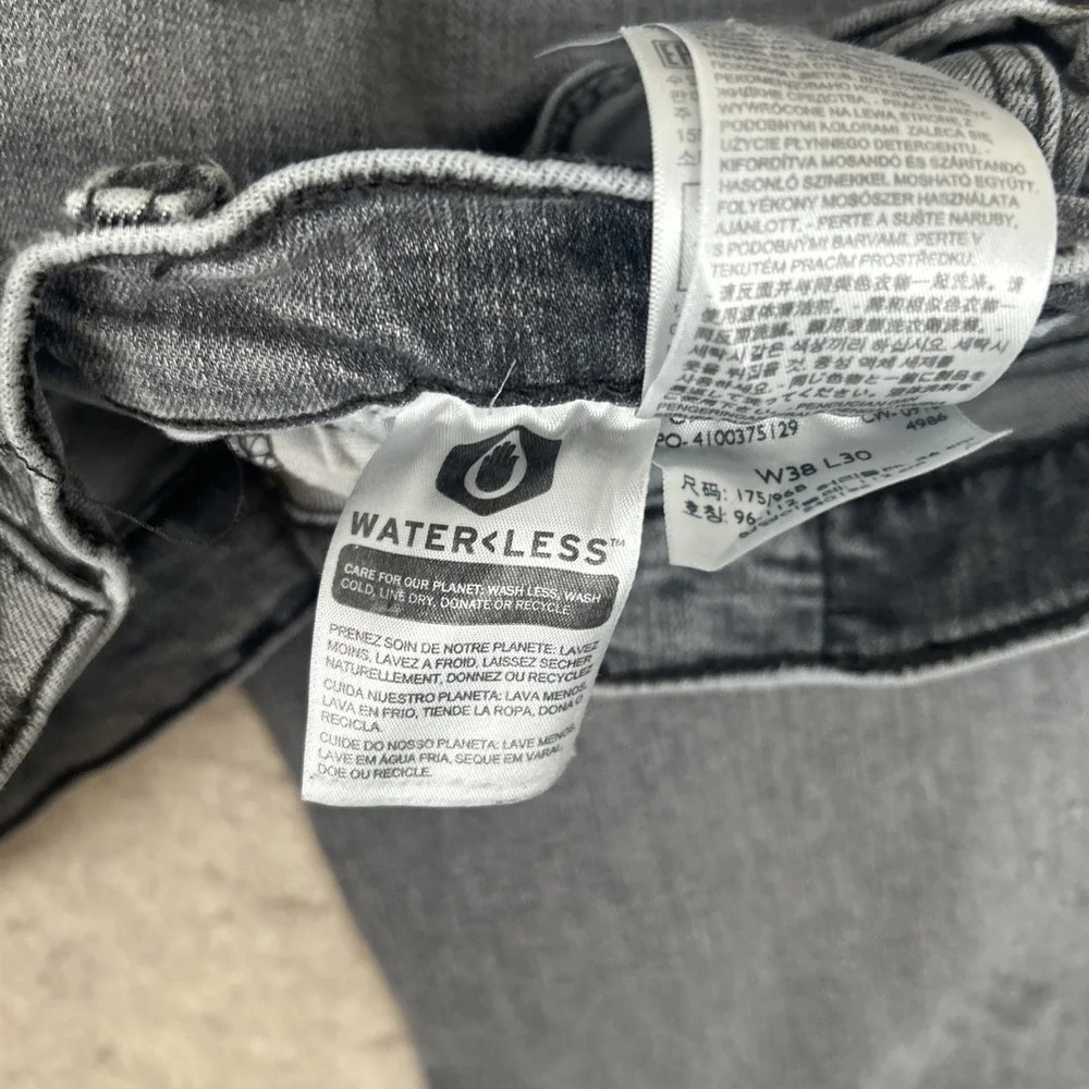 Levi's 511 Jeans Men's 38x30 Slim Fit Gray‎ Wash Denim Red Tab Distressed